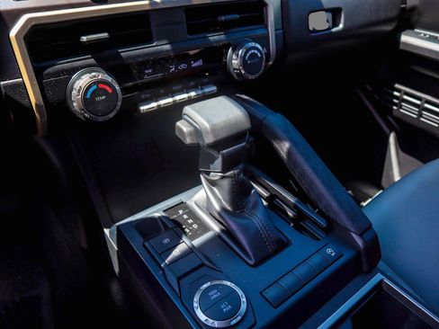 Used 2025 Toyota Tacoma SR5 RWD image 18