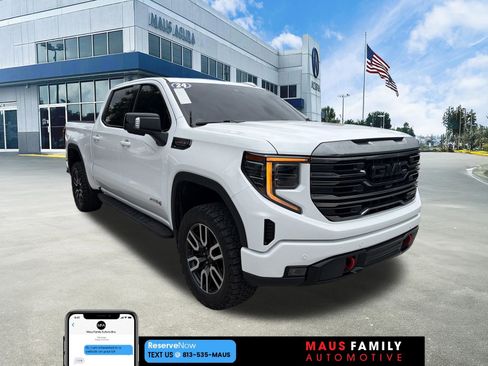Used 2024 GMC Sierra 1500 AT4 w/ Technology Package AWD/4WD image 1