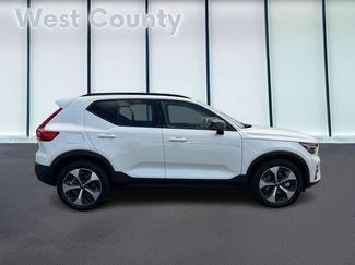 Certified 2026 Volvo XC40 B5 Plus AWD/4WD video 2