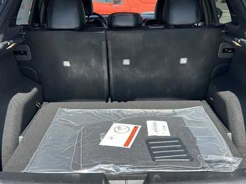 New 2026 Nissan Kicks SR FWD image 12