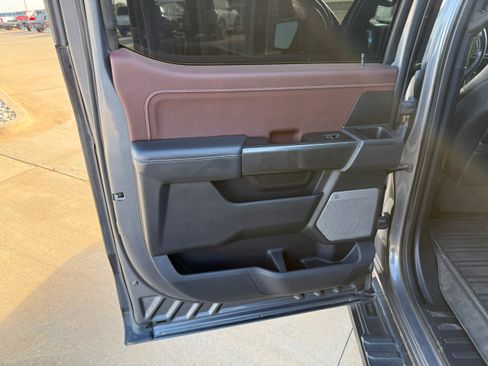 Used 2022 Ford F150 Lariat AWD/4WD image 12