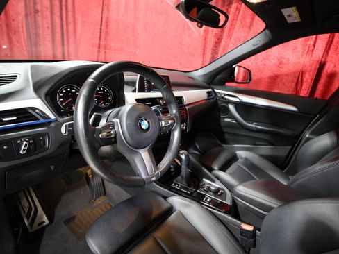 Used 2018 BMW X1 sDrive28i w/ M Sport Package FWD image 12