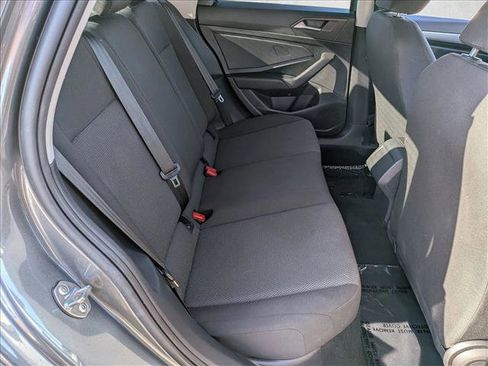 Used 2019 Volkswagen Jetta FWD image 24