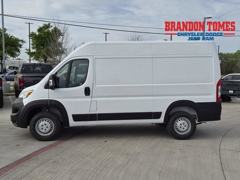 New 2026 RAM ProMaster 2500 w/ Convenience Group FWD image 1