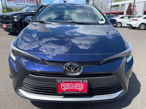 New 2026 Toyota Corolla XLE FWD image 3