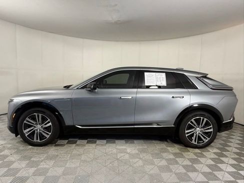 Certified 2024 Cadillac Lyriq Luxury RWD image 3