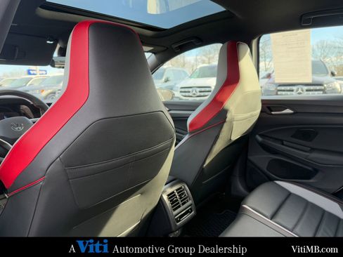 Used 2024 Volkswagen GTI Autobahn image 19