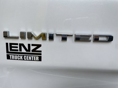 Used 2021 RAM 1500 Limited AWD/4WD image 9