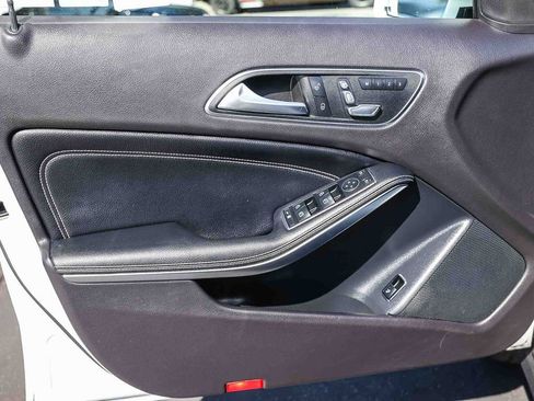 Used 2019 Mercedes-Benz GLA 250 image 36