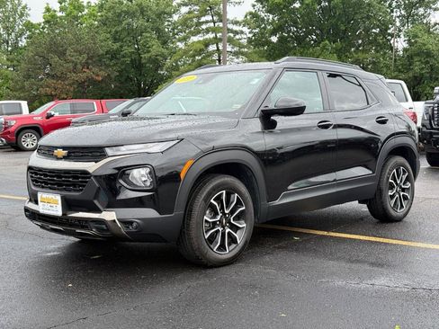 Certified 2022 Chevrolet TrailBlazer ACTIV w/ Technology Package AWD/4WD image 8