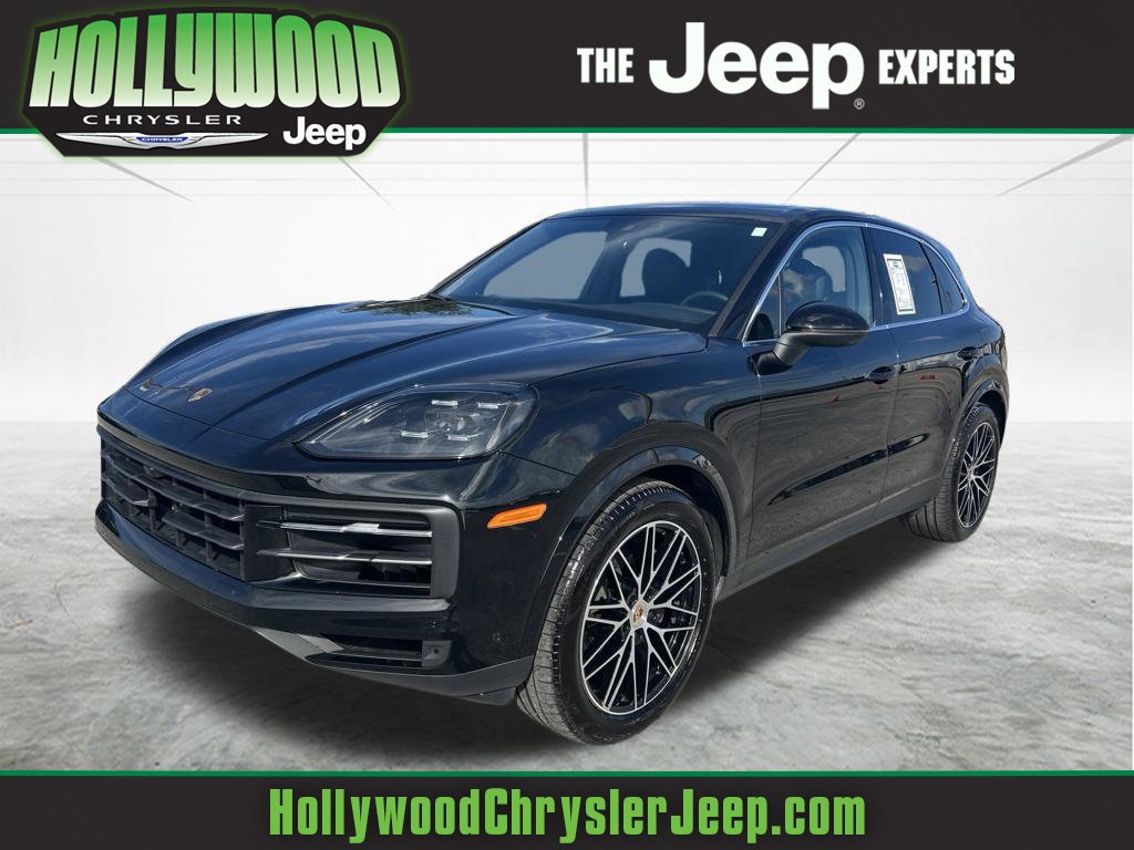 Used 2025 Porsche Cayenne AWD/4WD 360° Tour