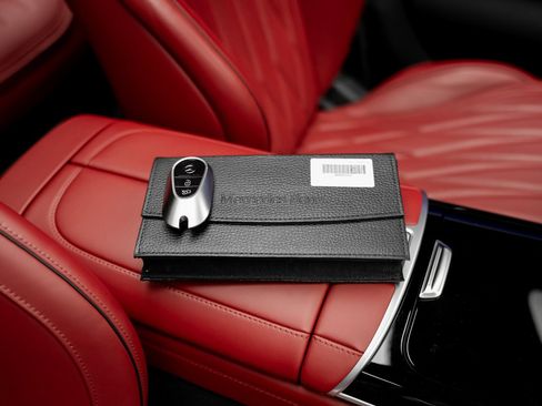 Used 2024 Mercedes-Benz S 63 AMG S image 85