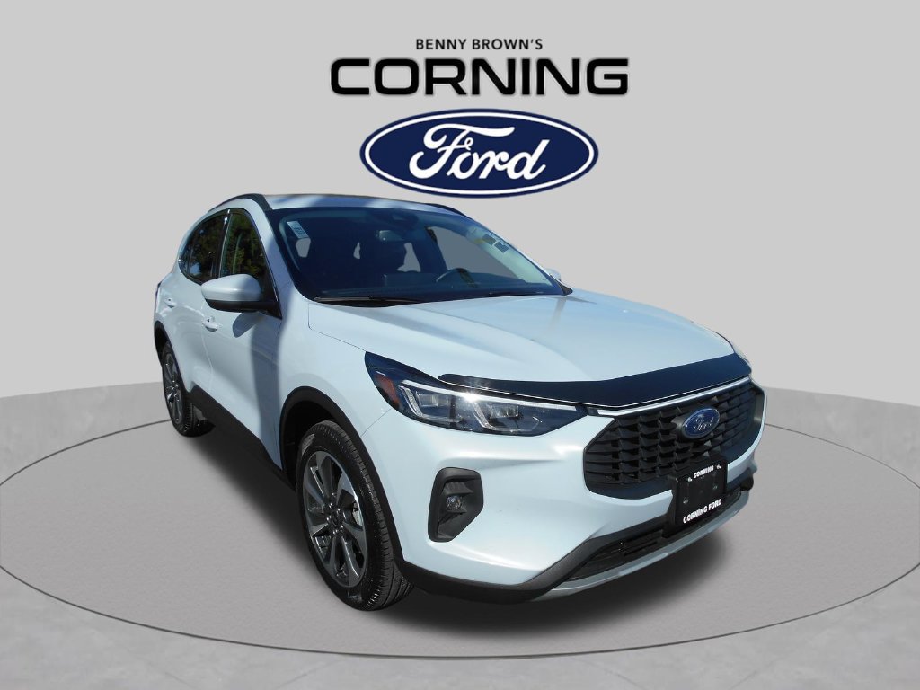 Used 2025 Ford Escape Platinum AWD/4WD image 6