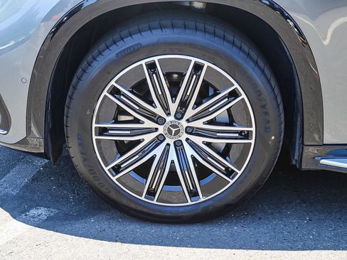 Certified 2023 Mercedes-Benz EQS 580 4MATIC SUV image 9