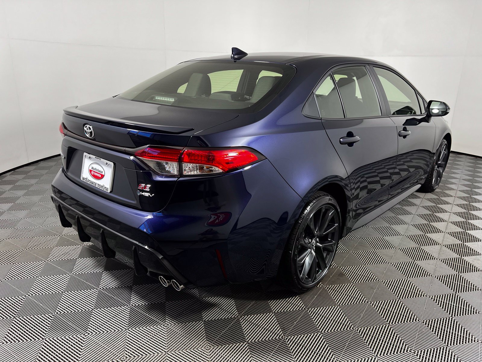 Used 2026 Toyota Corolla SE FWD image 5