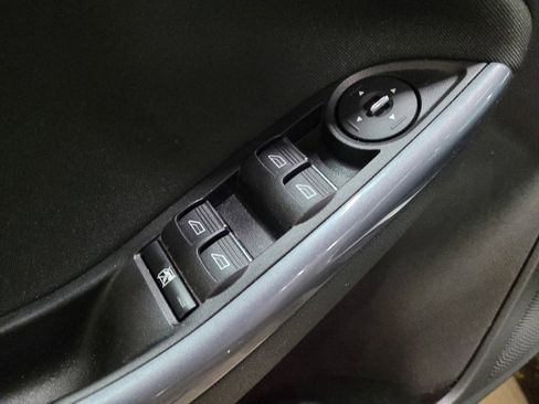 Used 2014 Ford Focus Titanium image 27