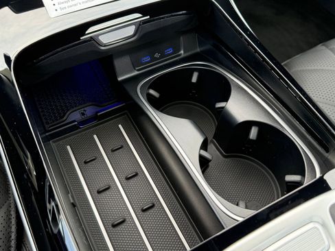 New 2026 Mercedes-Benz S 580 4MATIC Sedan image 32