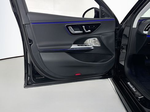 New 2025 Mercedes-Benz E 350 Sedan image 18