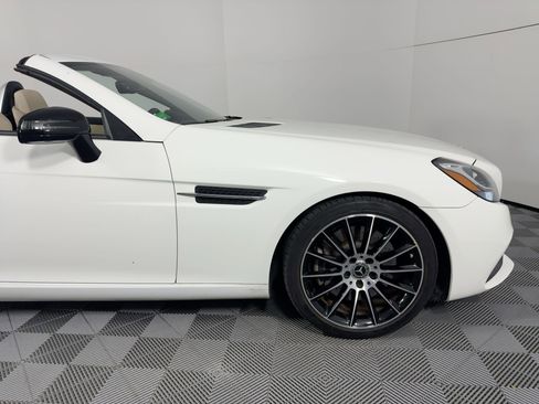 Used 2020 Mercedes-Benz SLC 300 image 18
