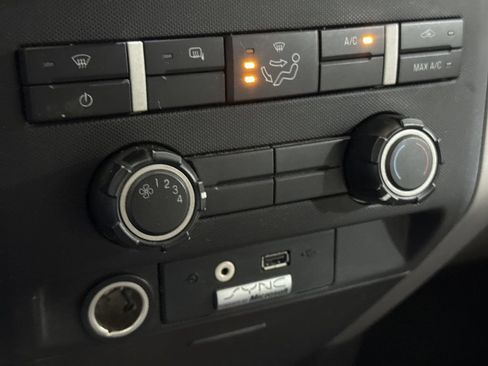 Used 2009 Ford F150 XLT AWD/4WD image 15