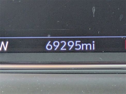 Used 2021 GMC Yukon Denali w/ Denali Ultimate Package image 32