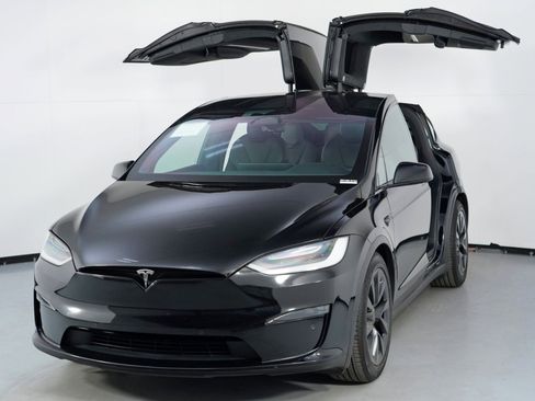 Used 2022 Tesla Model X Plaid image 50