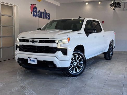 Certified 2025 Chevrolet Silverado 1500 RST AWD/4WD image 2