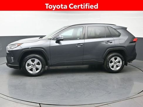 Used 2021 Toyota RAV4 XLE w/ Convenience Package AWD/4WD image 2