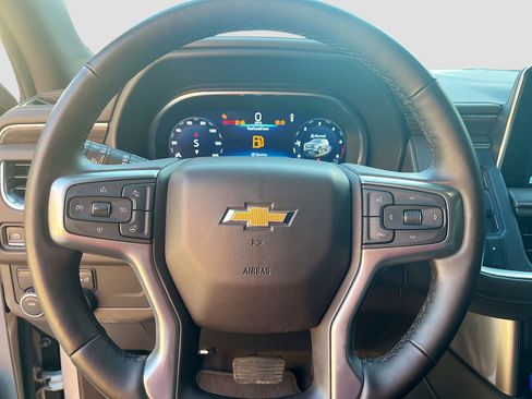 Used 2023 Chevrolet Tahoe LT w/ Luxury Package RWD image 11