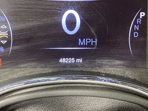 Used 2020 Jeep Grand Cherokee Limited AWD/4WD image 18