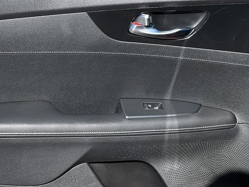 Used 2021 Kia Forte GT-Line w/ GT-Line Premium Package image 8