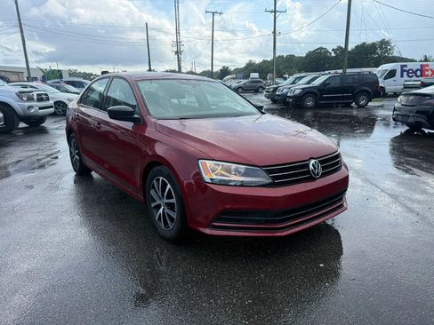 Used 2016 Volkswagen Jetta SE FWD image 7