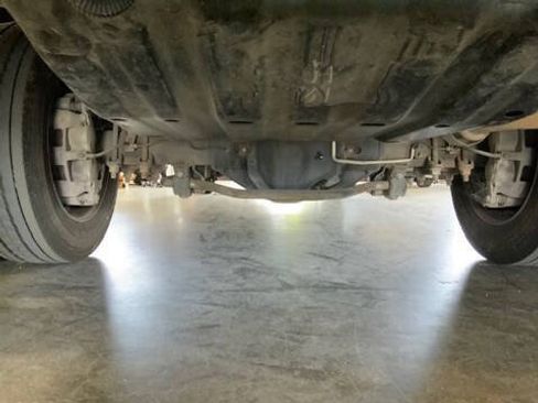 Used 2022 Ford F550 4x4 Crew Cab Super Duty w/ Power Equipment Group image 8