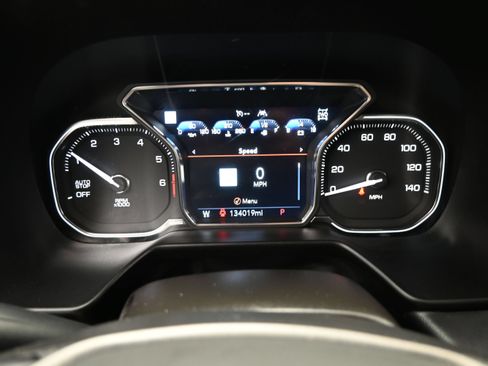Used 2021 GMC Yukon XL AT4 w/ AT4 Premium Plus Package AWD/4WD image 18