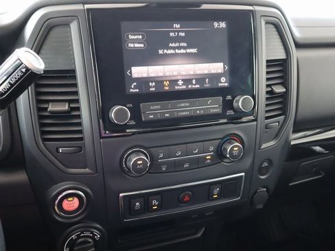 Used 2023 Nissan Titan SV image 26