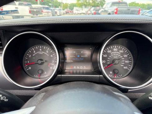 Used 2019 Ford Mustang GT Premium RWD image 37