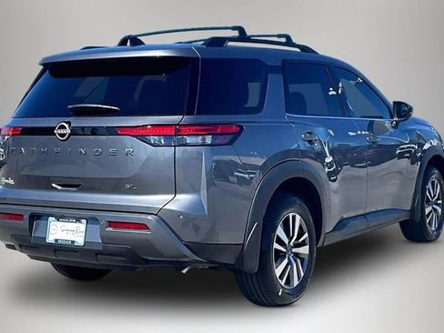 New 2026 Nissan Pathfinder SL FWD image 5