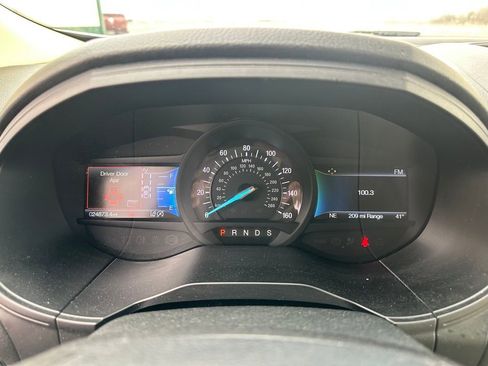 Used 2024 Ford Edge SEL w/ Convenience Package image 15