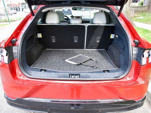 Used 2021 Ford Mustang Mach-E Premium AWD/4WD image 34