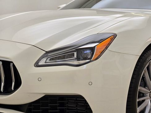 Used 2023 Maserati Quattroporte GT RWD image 6