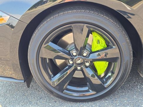 Used 2021 Ford Mustang GT Premium RWD image 9