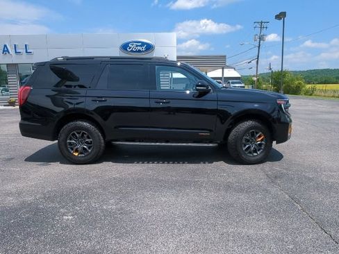 Used 2026 Ford Expedition Tremor AWD/4WD image 37
