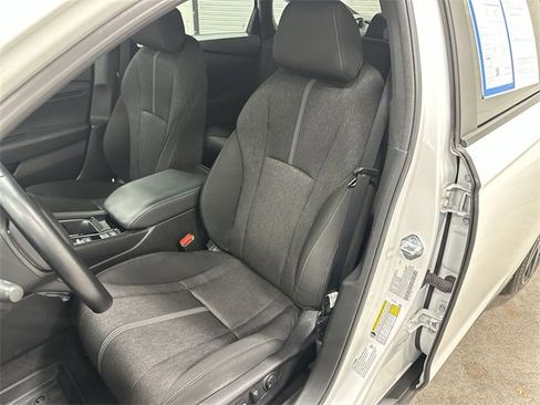 Used 2023 Honda Accord Sport image 15