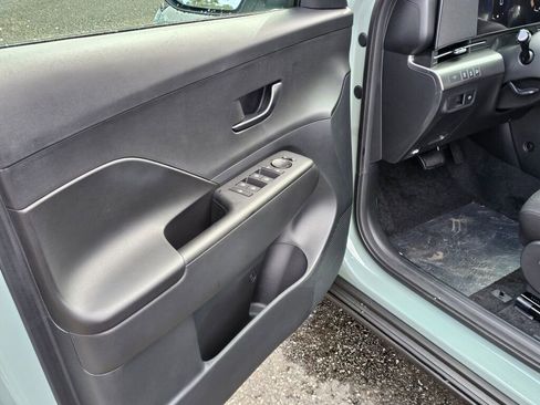 New 2026 Hyundai Kona SE image 17