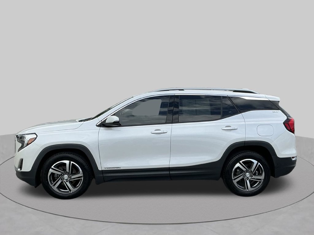 Used 2021 GMC Terrain SLT w/ Infotainment Package II FWD image 3