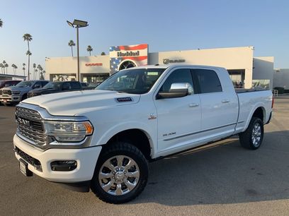 Used 2022 RAM 2500 Limited w/ Body Color Bumper Group