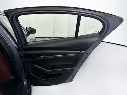 Used 2024 MAZDA MAZDA3 s image 29