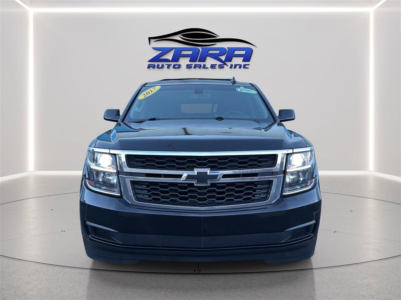 Used 2017 Chevrolet Suburban LS AWD/4WD image 2