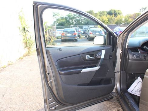 Used 2013 Ford Edge Limited image 10
