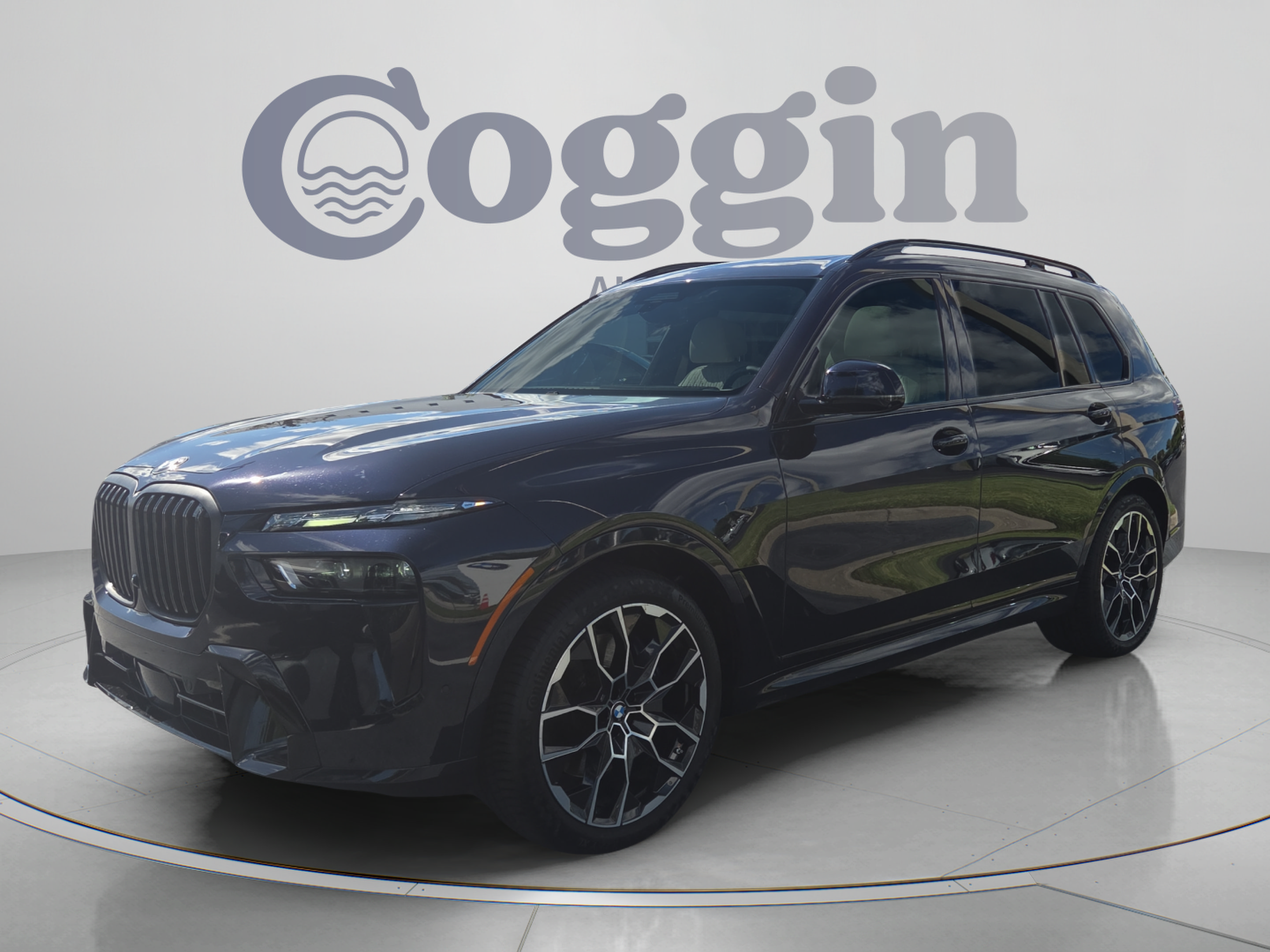Certified 2024 BMW X7 xDrive40i w/ M Sport Package AWD/4WD image 1